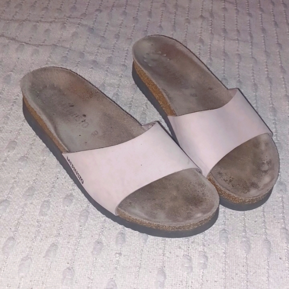 Mephisto pre-loved slip-on sandals
